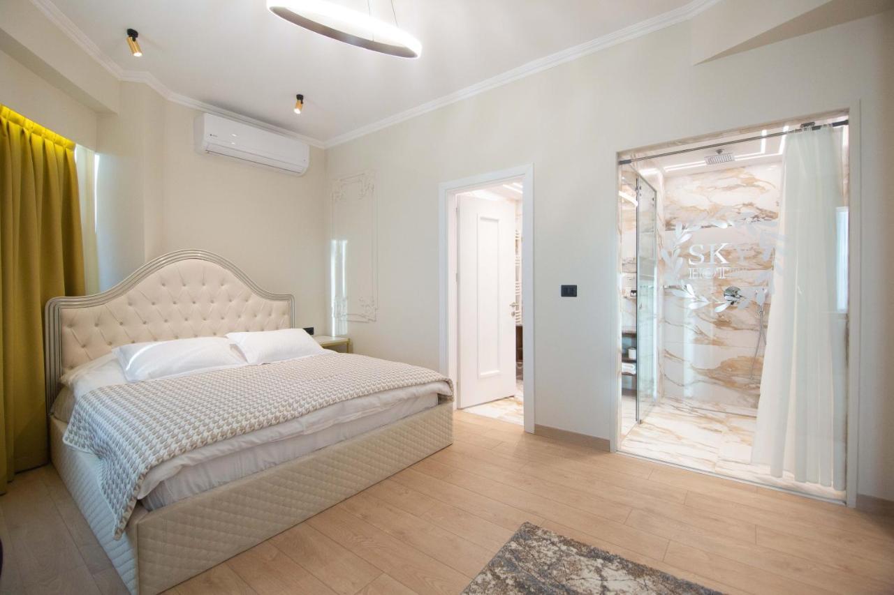 Sky View Hotel Korce Ngoại thất bức ảnh