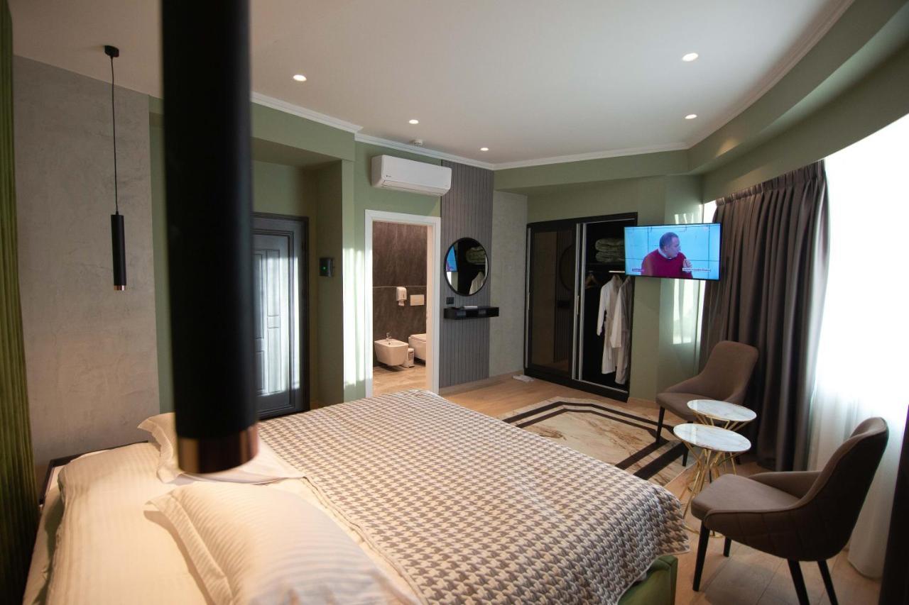 Sky View Hotel Korce Ngoại thất bức ảnh
