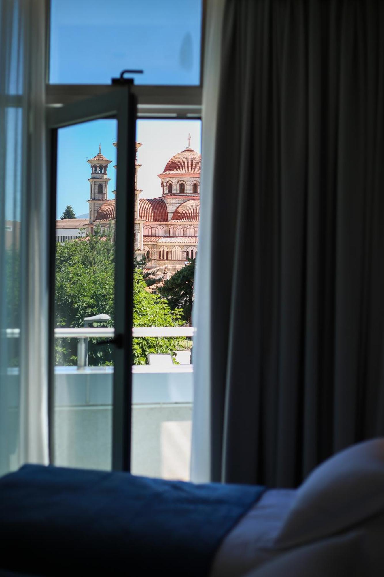 Sky View Hotel Korce Ngoại thất bức ảnh
